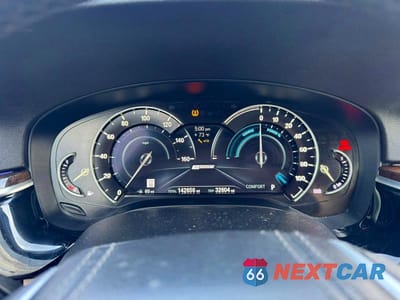 Zdjęcie 8 z 10 samochodu: 2018 BMW 530XE VIN:WBAJB1C50JB083749 - miniatura