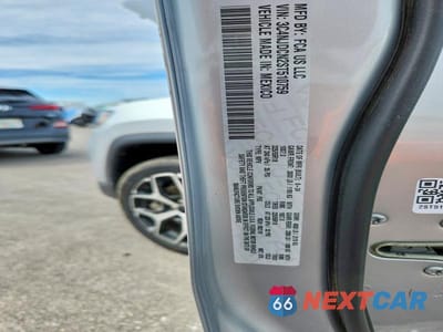 Zdjęcie 12 z 12 samochodu: 2025 JEEP COMPASS LIMITED VIN:3C4NJDCN2ST510759 - miniatura