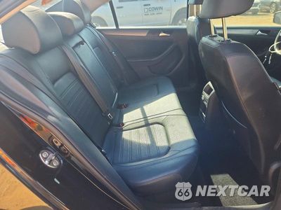 Zdjęcie 10 z 13 samochodu: 2013 VOLKSWAGEN JETTA SEL VIN:3VWLP7AJ6DM379935 - miniatura