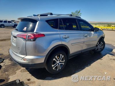 Trzecie zdjęcie samochodu z tyłu: 2018 TOYOTA RAV4 LE VIN:JTMBFREV1JJ202860 - miniatura