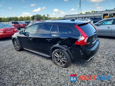 Drugie zdjęcie samochodu z przodu: 2017 VOLVO V60 CROSS COUNTRY PREMIER VIN:YV440MWK6H1027224 - miniatura