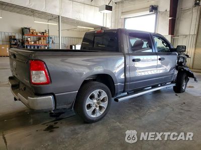 Trzecie zdjęcie samochodu z tyłu: 2024 RAM 1500 BIG HORN/LONE STAR VIN:1C6RRFFGXRN143808 - miniatura