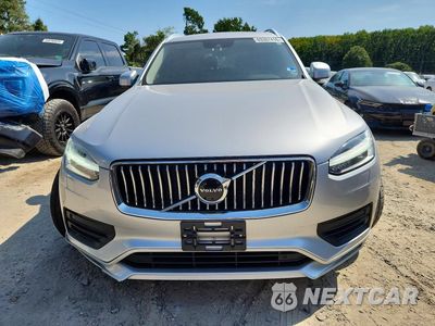 Piąte zdjęcie samochodu w środku: 2022 VOLVO XC90 T6 MOMENTUM VIN:YV4A22PKXN1808484 - miniatura