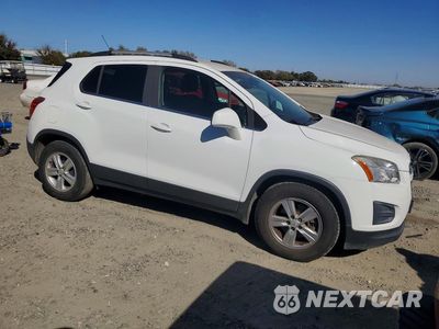 Czwarte zdjęcie samochodu z boku: 2016 CHEVROLET TRAX 1LT VIN:KL7CJLSB8GB753782 - miniatura