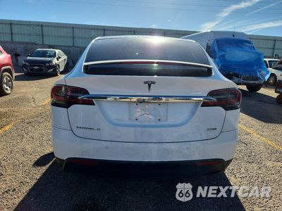 Zdjęcie 6 z 13 samochodu: 2016 TESLA MODEL X VIN:5YJXCBE29GF023803 - miniatura