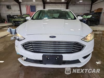 Piąte zdjęcie samochodu w środku: 2017 FORD FUSION SE VIN:3FA6P0H70HR367392 - miniatura
