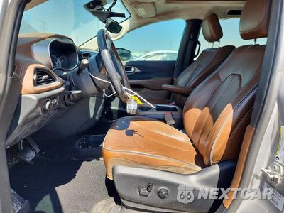 Zdjęcie 7 z 13 samochodu: 2017 CHRYSLER PACIFICA LIMITED VIN:2C4RC1GG1HR521222 - miniatura