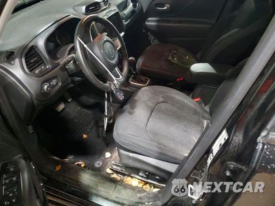 Zdjęcie 7 z 13 samochodu: 2023 JEEP RENEGADE ALTITUDE VIN:ZACNJDE15PPP19015 - miniatura