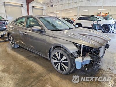 Czwarte zdjęcie samochodu z boku: 2021 NISSAN ALTIMA SV VIN:1N4BL4DW8MN413580 - miniatura