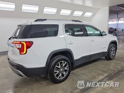 Trzecie zdjęcie samochodu z tyłu: 2023 GMC ACADIA SLT VIN:1GKKNUL42PZ152016 - miniatura