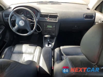 Zdjęcie 8 z 12 samochodu: 2005 VOLKSWAGEN GTI VIN:9BWDE61J854030642 - miniatura