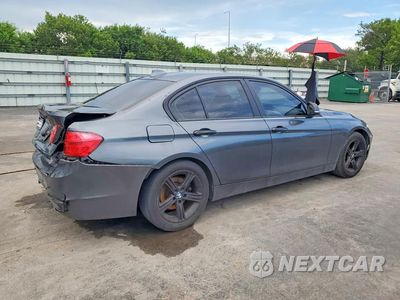 Trzecie zdjęcie samochodu z tyłu: 2013 BMW 328 I VIN:WBA3A5C53DF601465 - miniatura