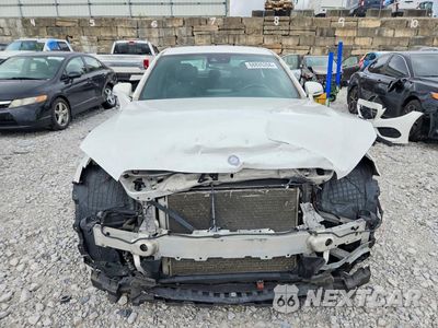 Piąte zdjęcie samochodu w środku: 2016 MERCEDES-BENZ C 300 4MATIC VIN:55SWF4KB8GU134182 - miniatura