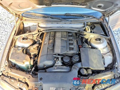 Zdjęcie 11 z 12 samochodu: 2004 BMW 325 I VIN:WBAET37494NJ45356 - miniatura