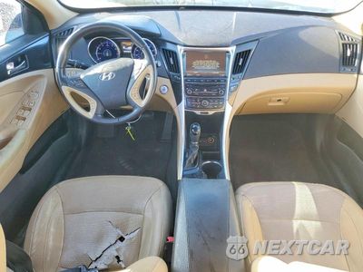 Zdjęcie 8 z 12 samochodu: 2014 HYUNDAI SONATA LIMITED VIN:5NPEC4AC5EH834398 - miniatura