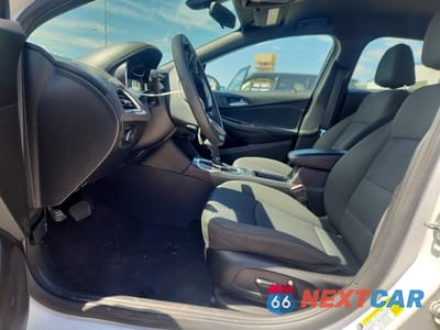 Zdjęcie 7 z 12 samochodu: 2017 CHEVROLET CRUZE LT VIN:1G1BE5SM0H7264368 - miniatura