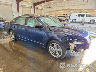 Czwarte zdjęcie samochodu z boku: 2013 VOLKSWAGEN PASSAT SEL VIN:1VWCN7A37DC125658 - miniatura