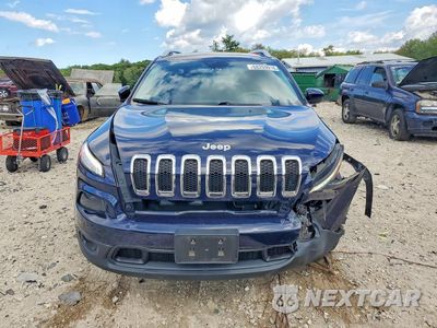 Piąte zdjęcie samochodu w środku: 2016 JEEP CHEROKEE LATITUDE VIN:1C4PJMCB1GW280650 - miniatura