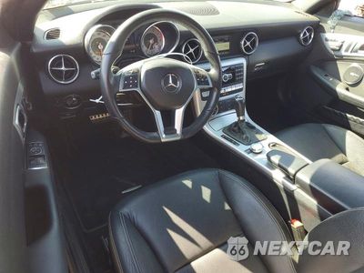 Zdjęcie 8 z 12 samochodu: 2015 MERCEDES-BENZ SLK 250 VIN:WDDPK4HA9FF112675 - miniatura