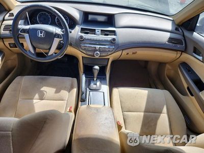 Zdjęcie 8 z 13 samochodu: 2008 HONDA ACCORD LXP VIN:1HGCP26478A159569 - miniatura