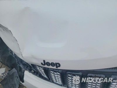 Zdjęcie 12 z 13 samochodu: 2018 JEEP GRAND CHEROKEE LAREDO VIN:1C4RJEAG0JC493787 - miniatura
