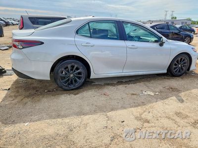 Trzecie zdjęcie samochodu z tyłu: 2024 TOYOTA CAMRY LE VIN:4T1C11AK9RU205365 - miniatura
