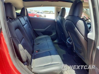 Zdjęcie 10 z 13 samochodu: 2023 TESLA MODEL Y VIN:7SAYGDEE0PA173992 - miniatura