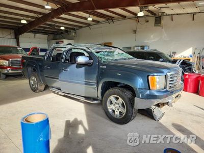 Czwarte zdjęcie samochodu z boku: 2011 GMC SIERRA K1500 SLE VIN:3GTP2VE30BG174335 - miniatura