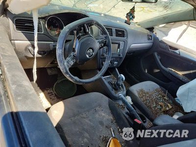 Zdjęcie 8 z 12 samochodu: 2018 VOLKSWAGEN JETTA S VIN:3VW2B7AJ9JM224009 - miniatura