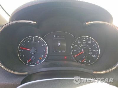Zdjęcie 9 z 13 samochodu: 2018 KIA FORTE LX VIN:3KPFL4A75JE186406 - miniatura