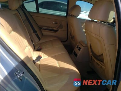 Zdjęcie 10 z 12 samochodu: 2006 BMW 330 I VIN:WBAVB33536KR73618 - miniatura