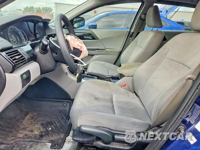 Zdjęcie 7 z 12 samochodu: 2017 HONDA ACCORD LX VIN:1HGCR2F30HA166218 - miniatura