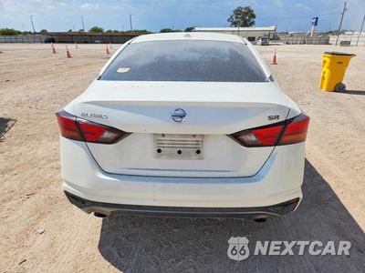 Zdjęcie 6 z 12 samochodu: 2019 NISSAN ALTIMA SR VIN:1N4BL4CV9KC131515 - miniatura