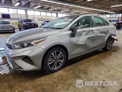 2023 KIA FORTE LXS 3KPF24AD0PE615629 - główne zdjęcie licytacji z USA - miniatura