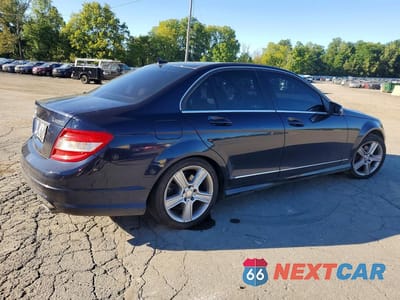 Trzecie zdjęcie samochodu z tyłu: 2010 MERCEDES-BENZ C 300 4MATIC VIN:WDDGF8BB4AF421654 - miniatura