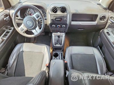 Zdjęcie 8 z 12 samochodu: 2014 JEEP COMPASS LATITUDE VIN:1C4NJCEA7ED508777 - miniatura