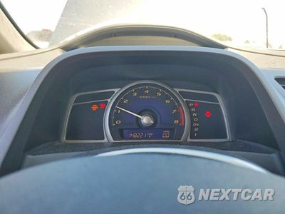 Zdjęcie 9 z 12 samochodu: 2010 HONDA CIVIC LX VIN:19XFA1F56AE046411 - miniatura