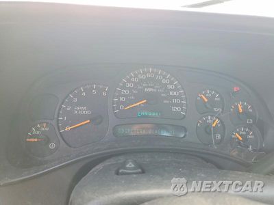 Zdjęcie 9 z 13 samochodu: 2005 GMC SIERRA C2500 HEAVY DUTY VIN:1GDHC24U35E272146 - miniatura