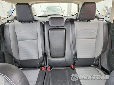 Zdjęcie 10 z 13 samochodu: 2018 FORD ESCAPE SE VIN:1FMCU0GD5JUA96126 - miniatura