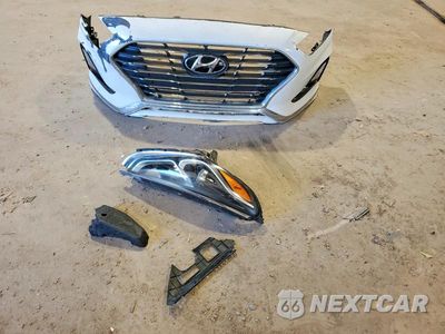 Zdjęcie 12 z 13 samochodu: 2018 HYUNDAI SONATA SE VIN:5NPE24AF9JH647429 - miniatura