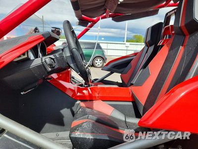 Zdjęcie 7 z 12 samochodu: 2015 POLARIS SLINGSHOT SL VIN:57XAAPFA0F5101598 - miniatura