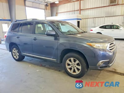 Czwarte zdjęcie samochodu z boku: 2012 TOYOTA HIGHLANDER SE VIN:5TDBK3EH2CS101125 - miniatura