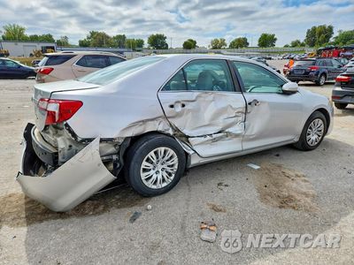 Trzecie zdjęcie samochodu z tyłu: 2014 TOYOTA CAMRY LE VIN:4T4BF1FK7ER443527 - miniatura