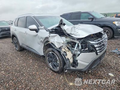 Czwarte zdjęcie samochodu z boku: 2024 NISSAN ROGUE SV VIN:JN8BT3BB8RW422919 - miniatura