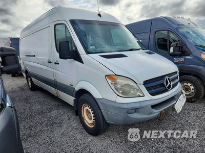 Czwarte zdjęcie samochodu z boku: 2011 MERCEDES-BENZ SPRINTER 2 - DELIVERY VAN VIN:WD3PE8CBXB5575167 - miniatura