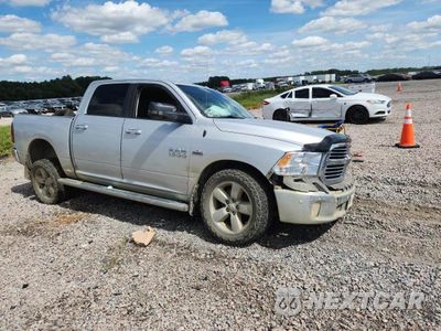 Czwarte zdjęcie samochodu z boku: 2017 RAM 1500 SLT VIN:3C6RR7LT3HG742676 - miniatura