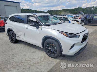 Czwarte zdjęcie samochodu z boku: 2025 TOYOTA HIGHLANDER XLE VIN:5TDKDRAHXSS552689 - miniatura
