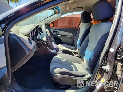 Zdjęcie 7 z 12 samochodu: 2014 CHEVROLET CRUZE LS VIN:1G1PA5SG0E7194121 - miniatura