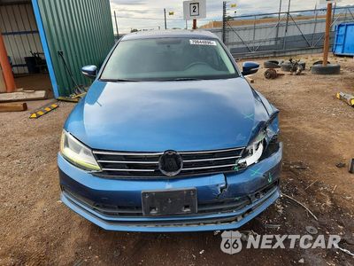 Piąte zdjęcie samochodu w środku: 2017 VOLKSWAGEN JETTA SE VIN:3VWDB7AJ3HM387290 - miniatura