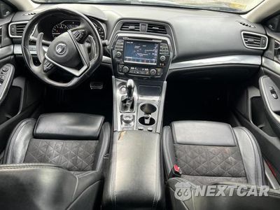 Zdjęcie 9 z 10 samochodu: 2017 NISSAN MAXIMA 3.5 SR VIN:1N4AA6AP7HC423187 - miniatura